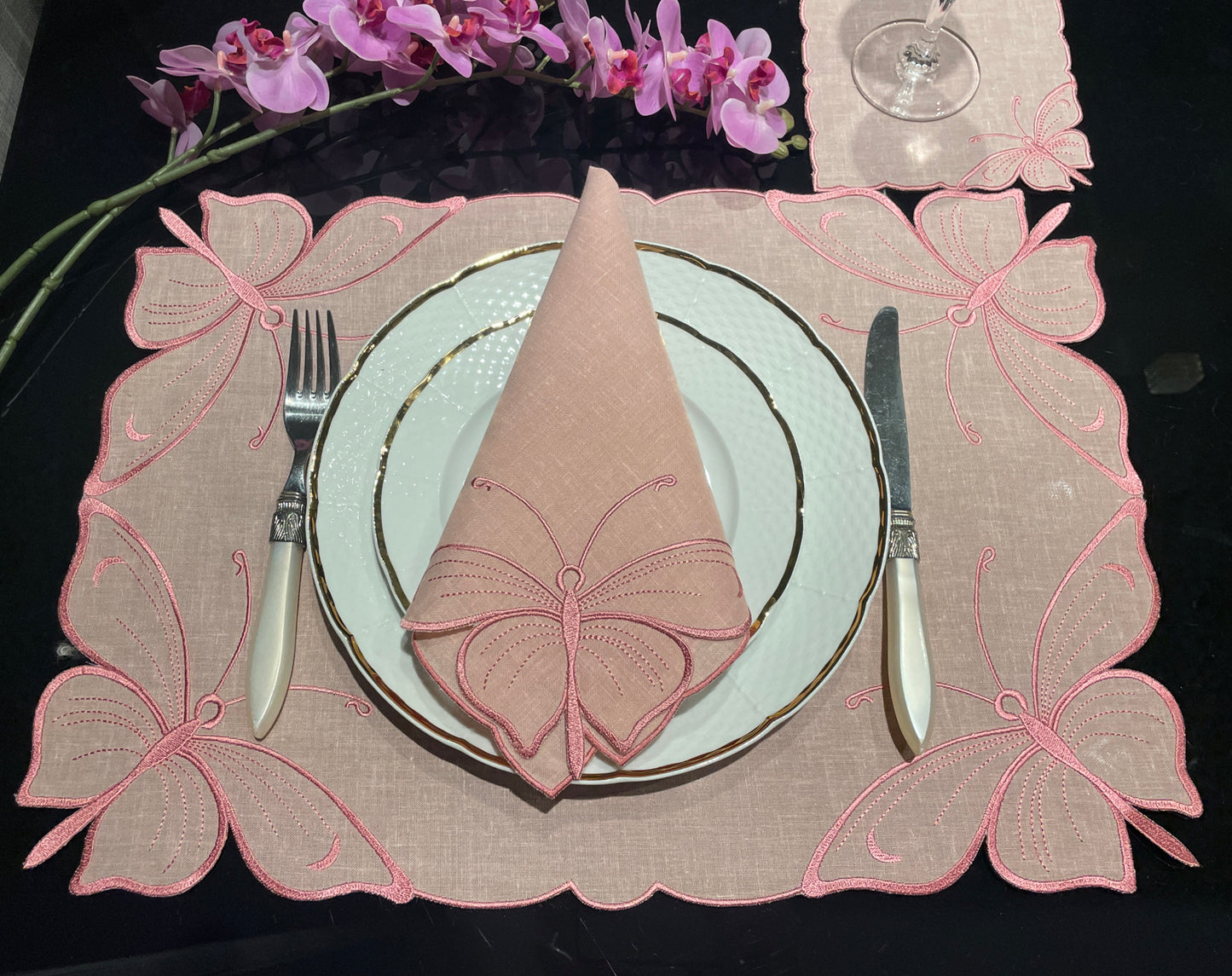 Julia Placemat - Pink